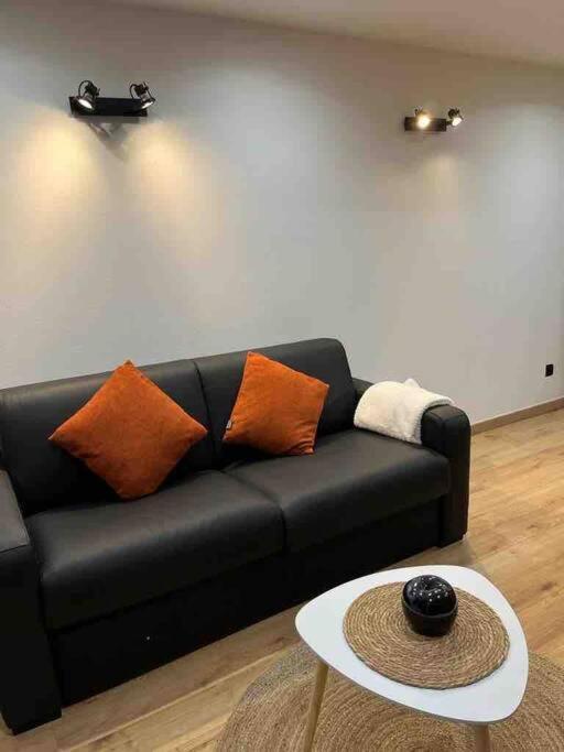 Escale Studio 21M Aeroport Cdg Parc Expo Asterix غونيس المظهر الخارجي الصورة
